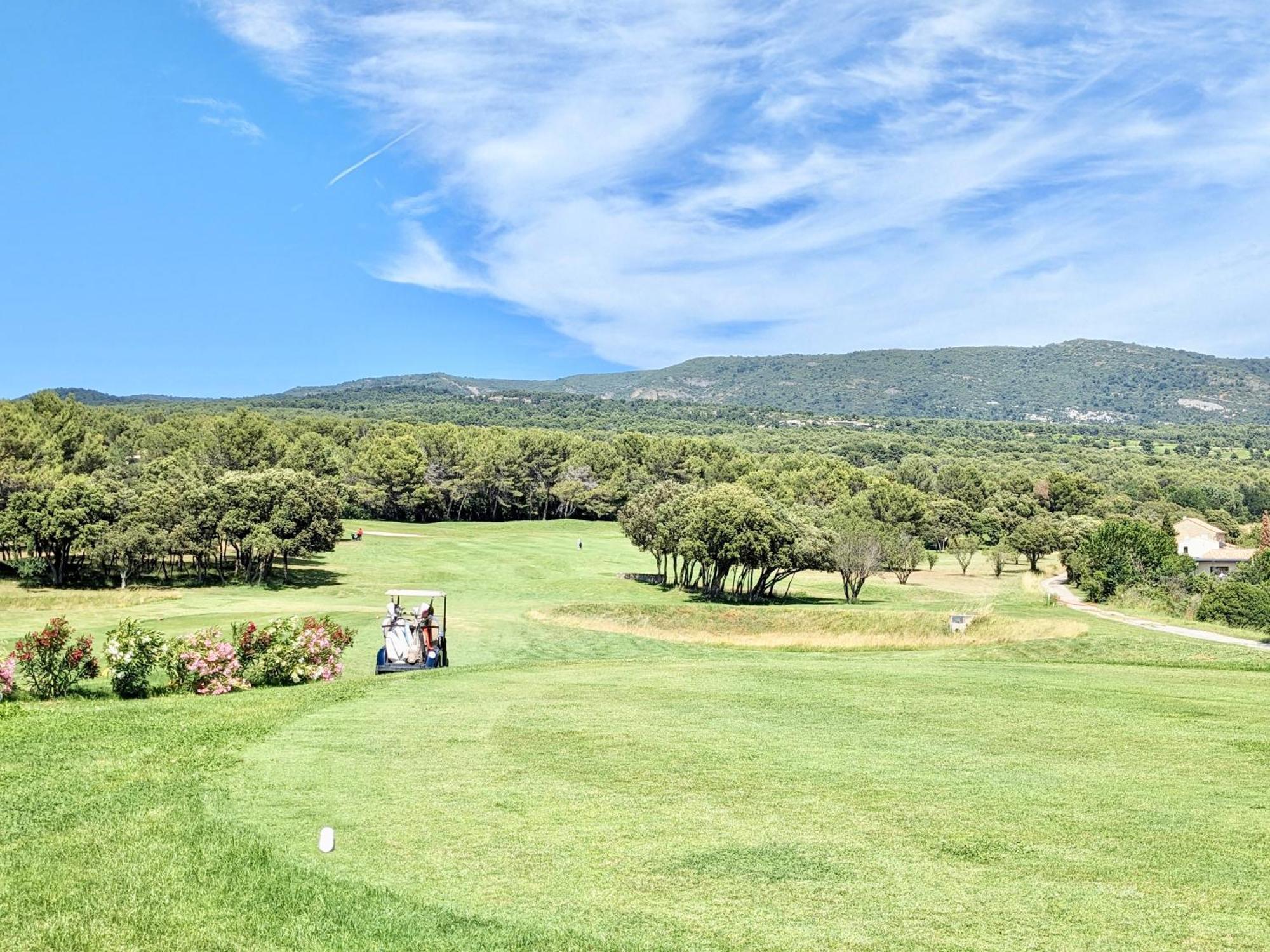 Allura Golf Appartement 索马讷-德沃克吕兹 外观 照片